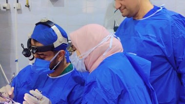  عمليات اللوز واللحمية 