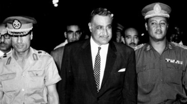 الرئيس جمال عبدالناصر ومعمر القذافي