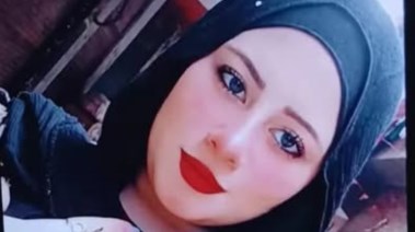  الطالبة آية رضوان