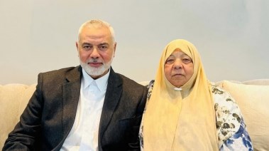 صباح هنية وشقيقها اسماعيل هنية 