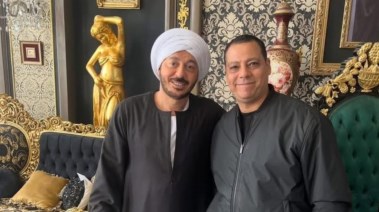 مصطفى شعبان ومدير أعماله