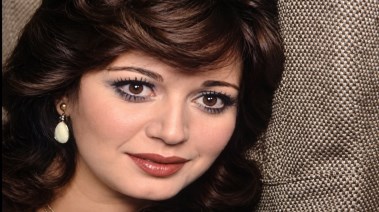 الفنانة مديحة كامل 