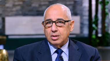 د.علي عوف رئيس شعبة الأدوية 