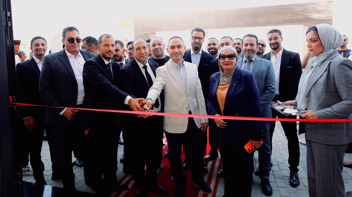 افتتاح مركز نيسان ف دمياط الجديدة 