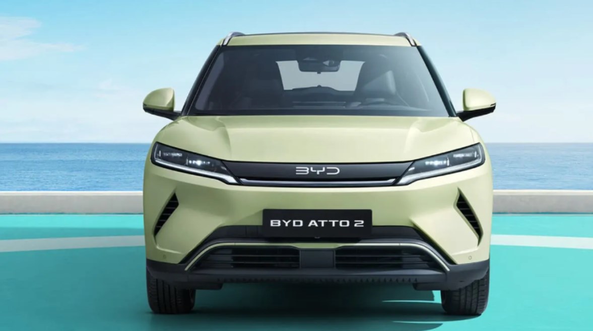 سيارة ATTO 2 BYD 