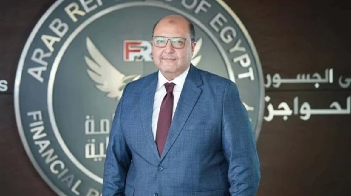 محمود جبريل مساعدا لرئيس الهيئة العامة للرقابة المالية