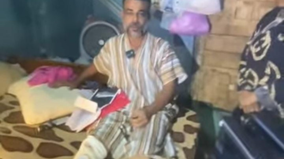 من الإصابة والاستغاثة إلى الحصول على الحقوق.. محافظ بورسعيد يستقبل العامل بمكتبه ويتواصل مع شركة المقاولات لإنهاء أزمته وصرف تعويضاته