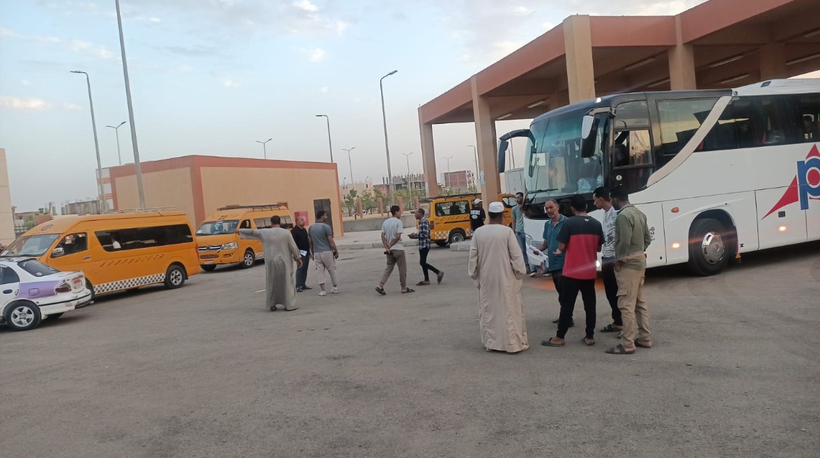 مجمع مواقف قنا الجديدة 