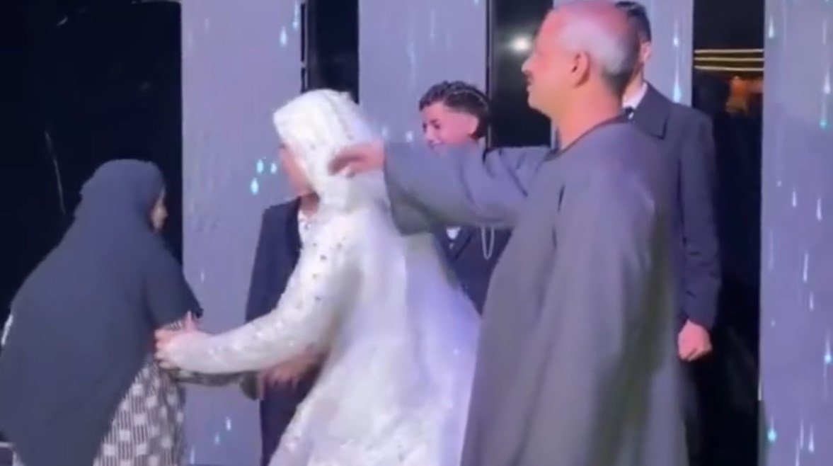 لقطة من الفيديو المتداول 