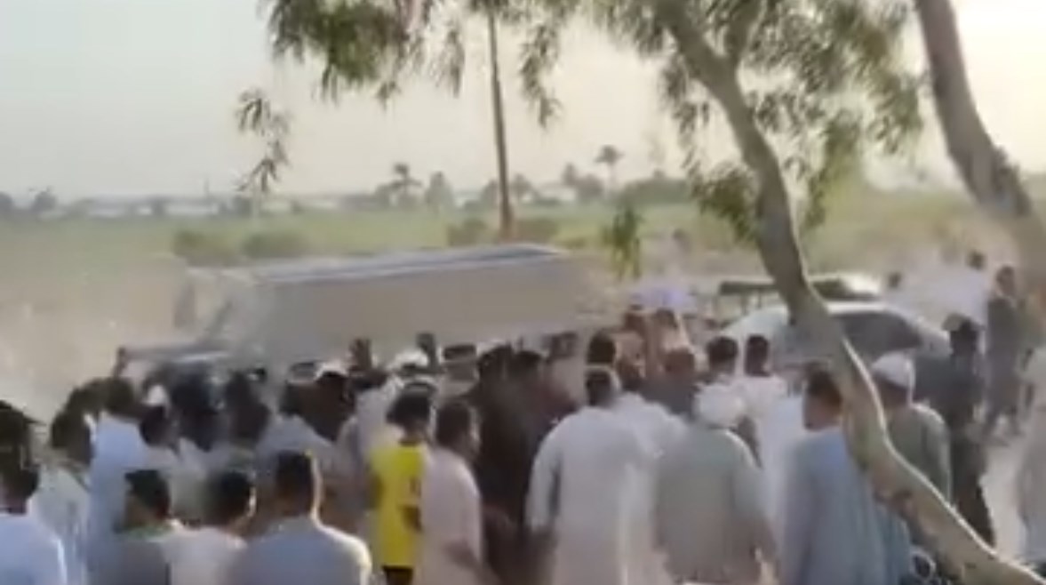 صورة من الجنازة 