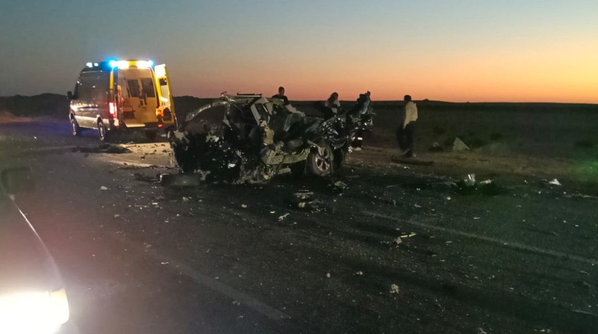 صور لحادث تصادم الواحات