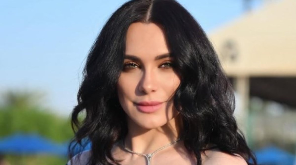 الفنانة سلاف فواخرجي
