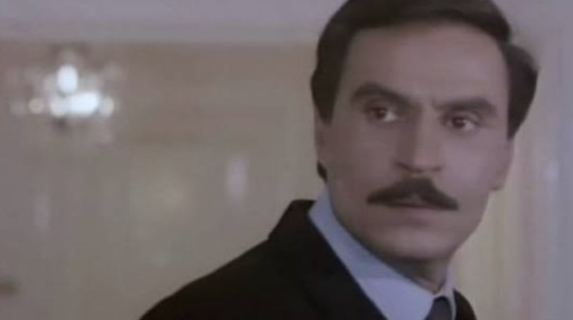 الفنان عزت العلايلي 