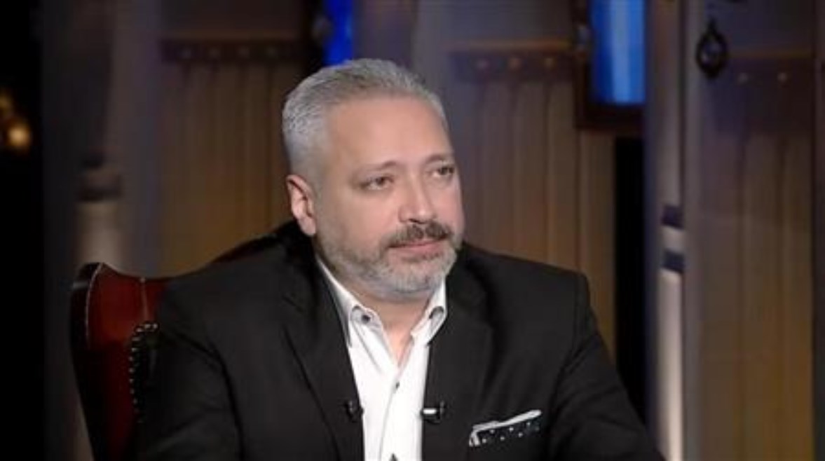 الإعلامي تامر امين 
