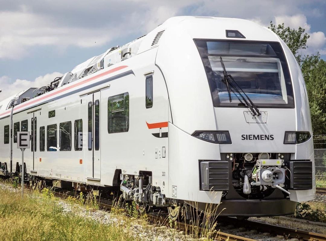 قطار «DESIRO» الكهربائي في مصر بطابقين وسعته 849 راكبا و24 كاميرا