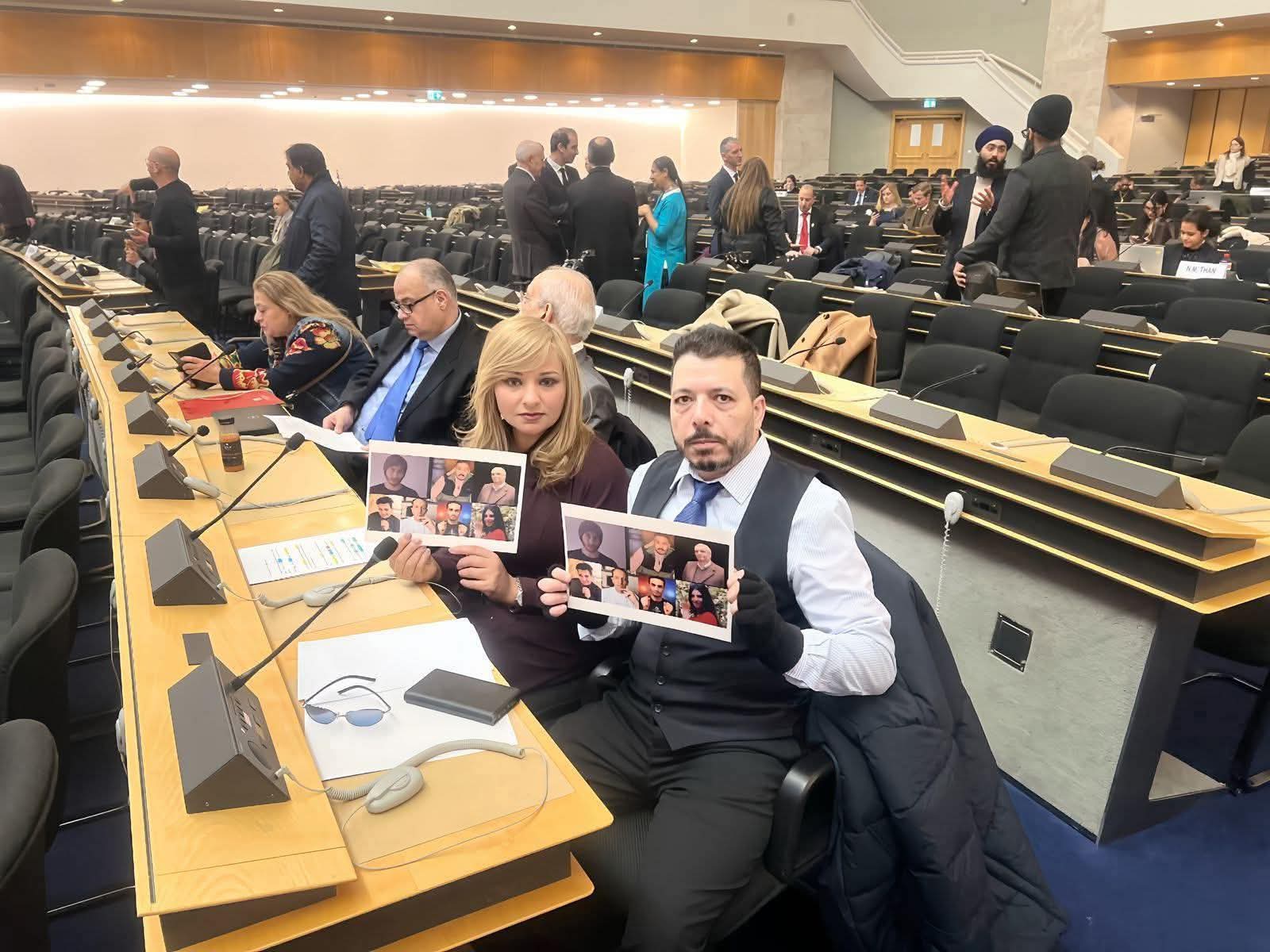 جانب من رفع صورة المتهم بقضية الطفل ياسين