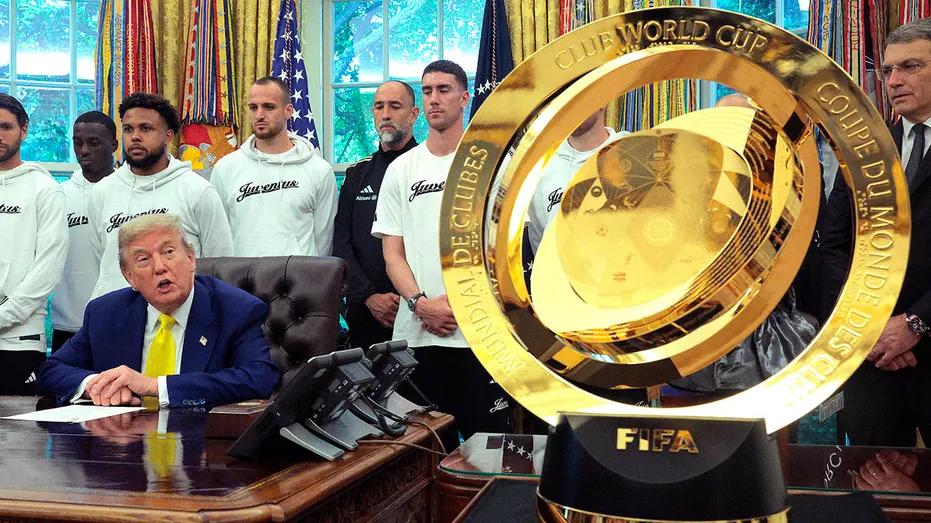trump-fifa_2842_032249.jpg