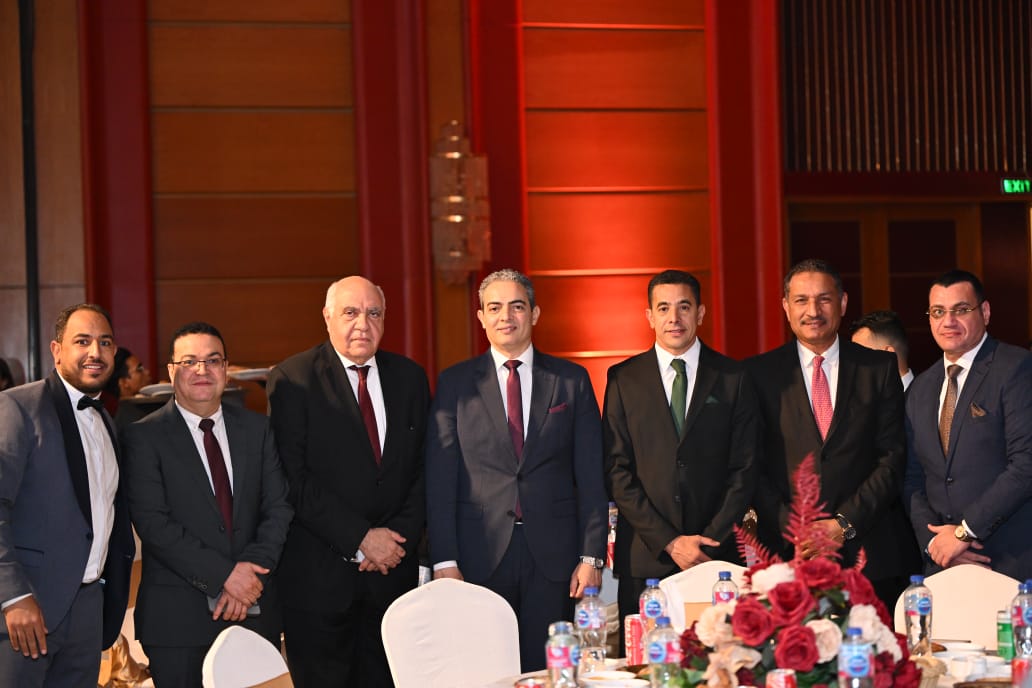 c8b29262-d32e-4e3e-9a5d-cf43bce94062 c8b29262-d32e-4e3e-9a5d-cf43bce94062