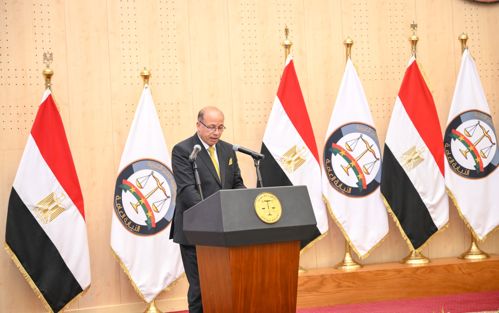 8e406e1d-447d-4f1e-b929-d833e96ebd21