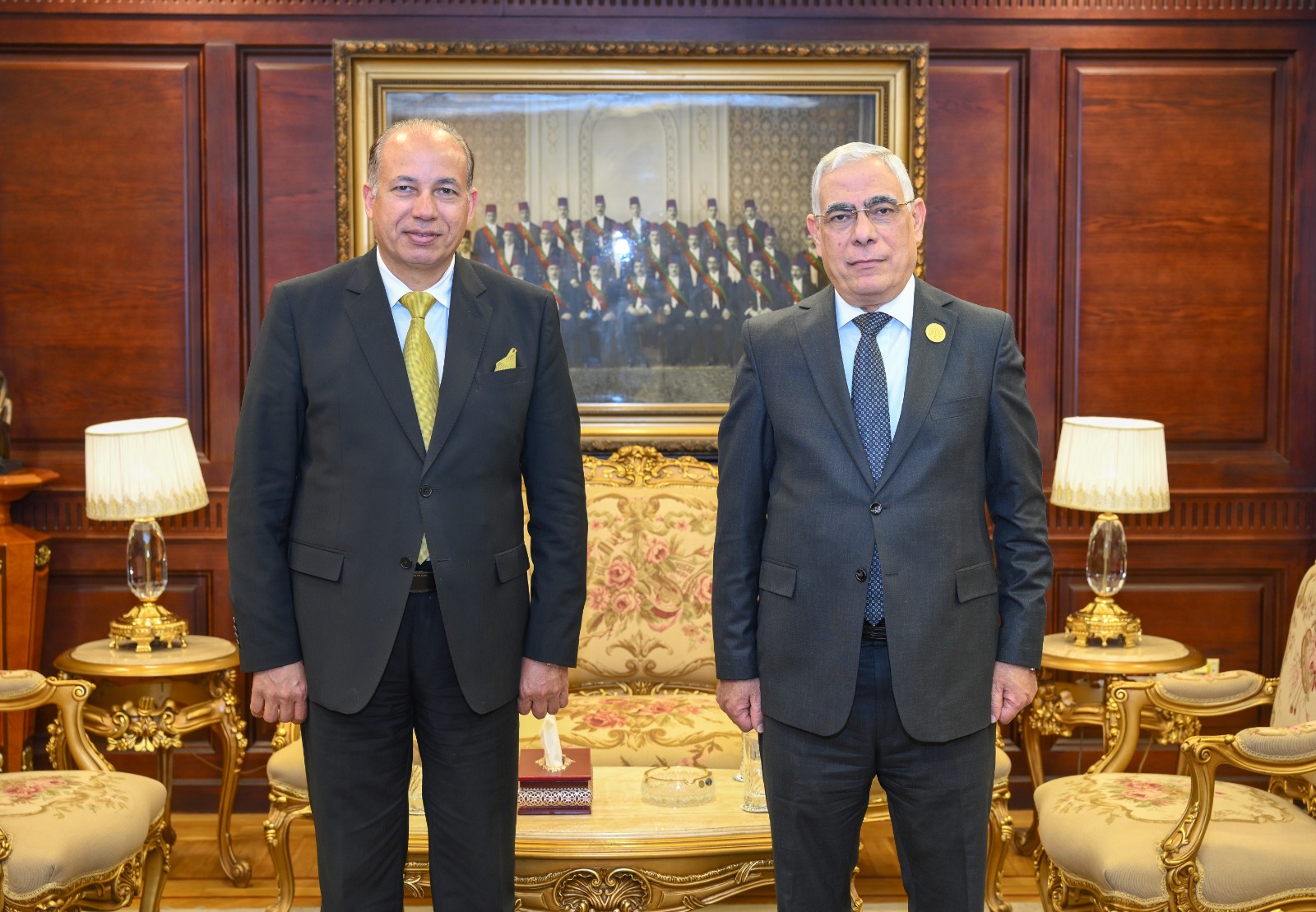 d3786403-c702-4dd8-937d-c872b6eb2cbd