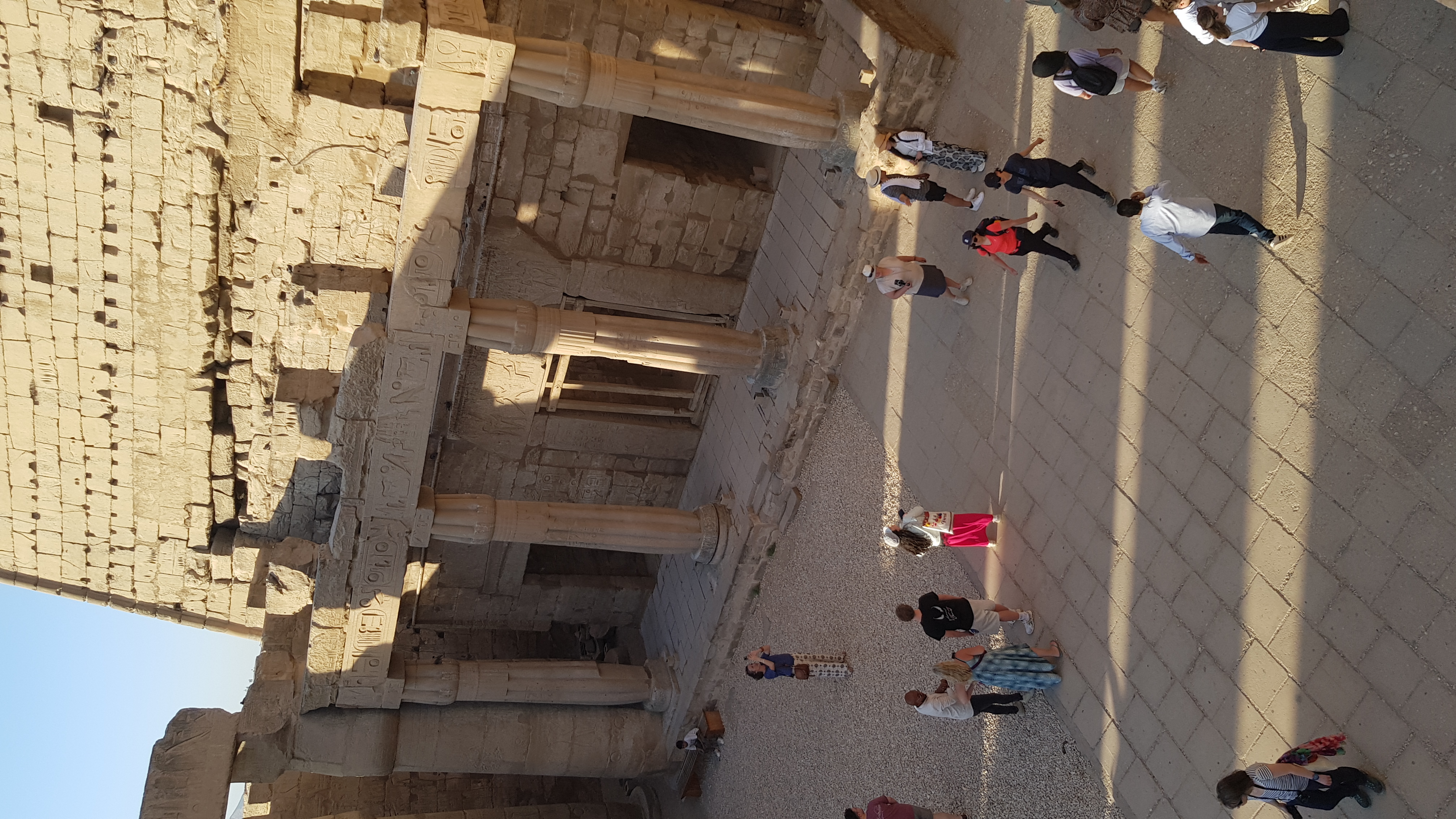 ٢٠٢٦٠٤١٠_١٧٠٧٢٨