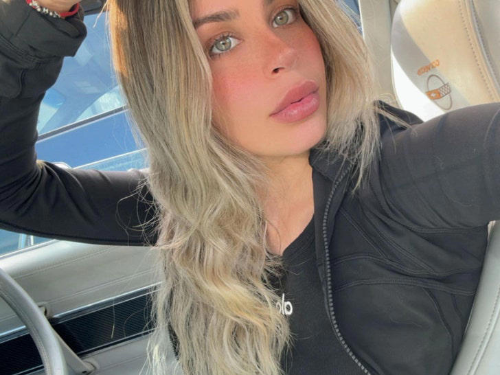 3F2GWWZB6RGSPIIZFBROFBH6FE