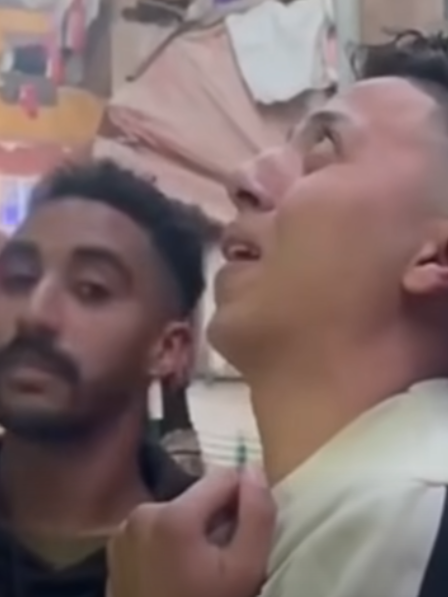شاب