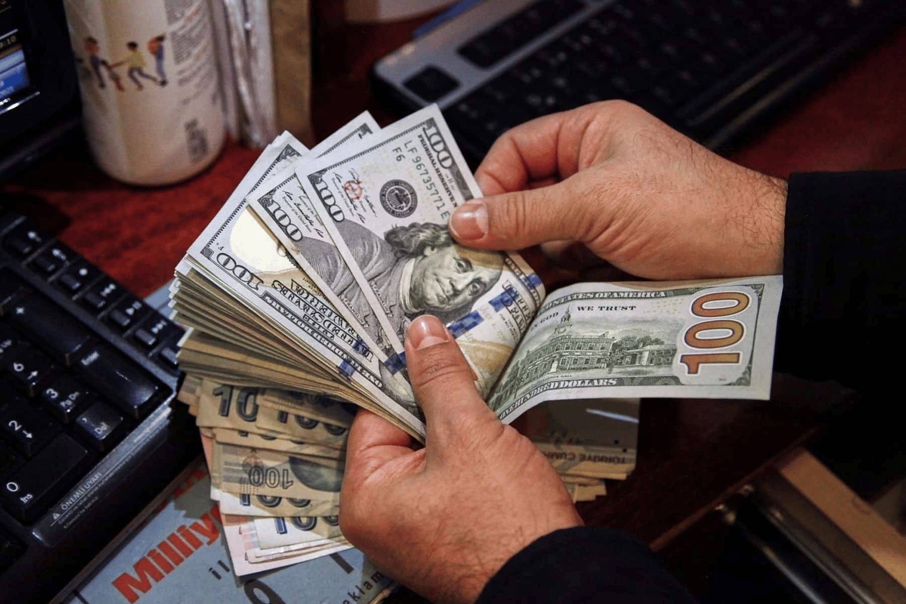 سعر الدولار مقابل الجنيه المصري