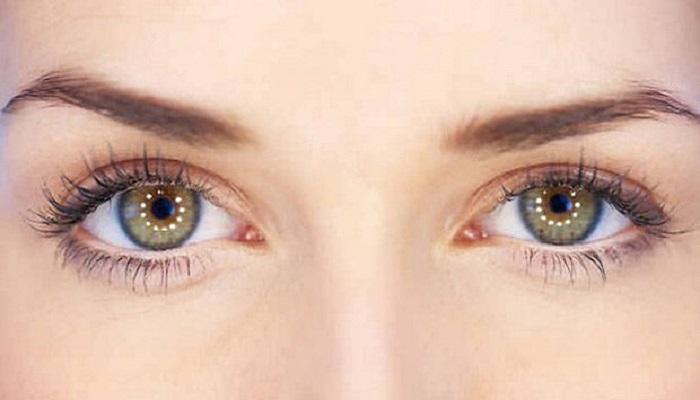60-171231-tips-eye-makeup-bigger-easy_700x400 60-171231-tips-eye-makeup-bigger-easy_700x400