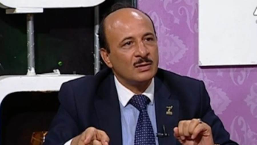  الخبير المصرفي وأستاذ التمويل والاستثمار، عز الدين حسنين