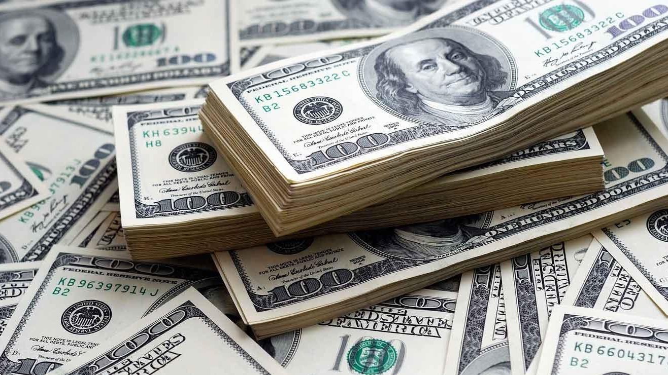 235 سعر الدولار مقابل الجنيه المصري
