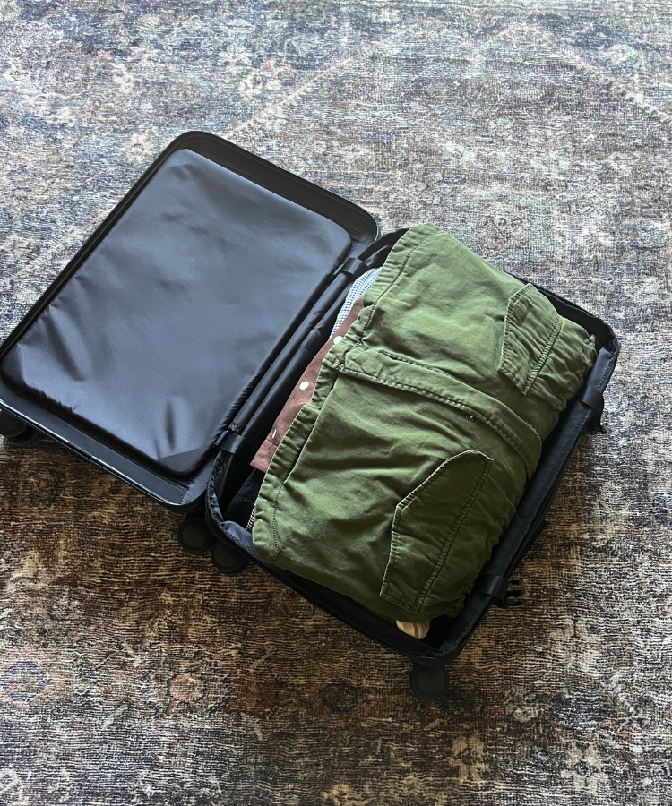 suitcase-packing-methods-the-everygirl-5 suitcase-packing-methods-the-everygirl-5