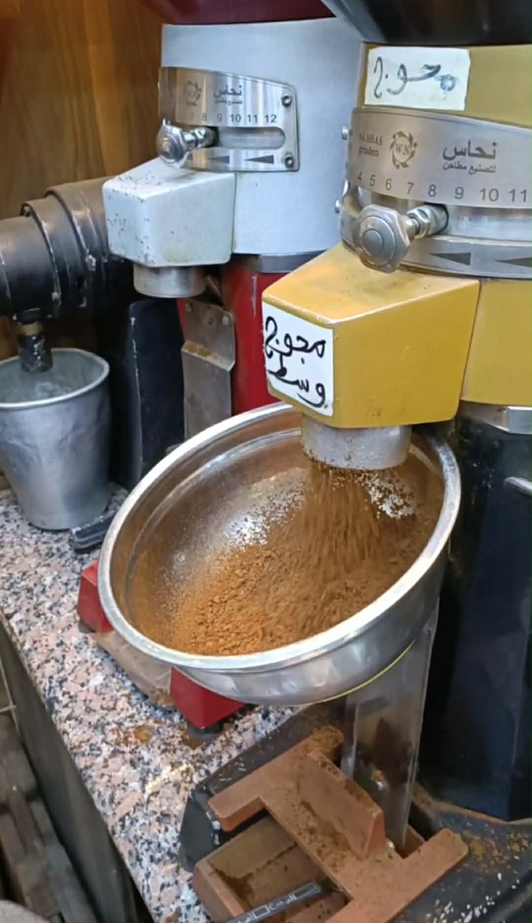 1001505608