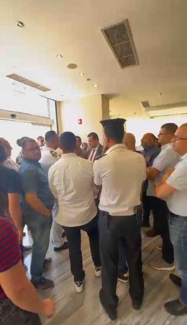 1 احتجاجات ملاك كمبوند “أليير” التابع لشركة الأهلي صبور