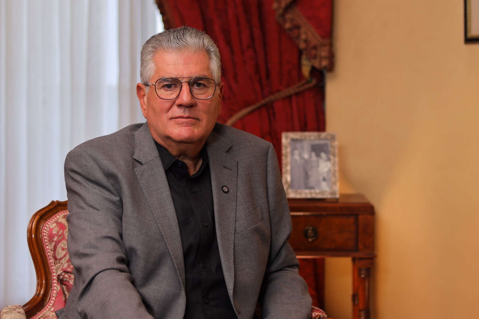 1000496023